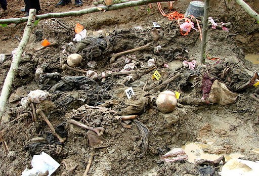 Exhumación de cuerpos de la matanza de Srebrenica