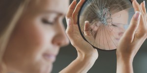 Las 3 grandes tentaciones que rompen la imagen de Dios