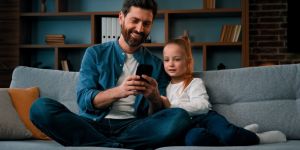 7 virtudes que mostrar a tus hijos con las redes sociales