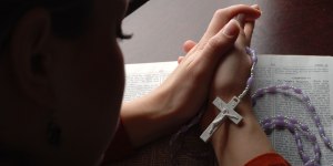 Oración de liberación de nuestra casa