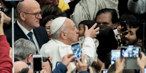 El Papa: ¿Por qué ir a misa los domingos y no ser esclavos del trabajo?