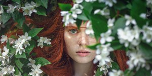 ¿Qué tiene que ver la botánica con la religión? Descubre el bello simbolismo espiritual de las flores