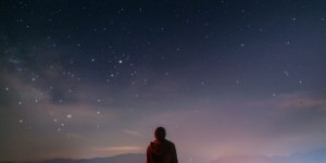 El astrónomo jefe del Vaticano: «Mi astronomía ha enriquecido mi fe»