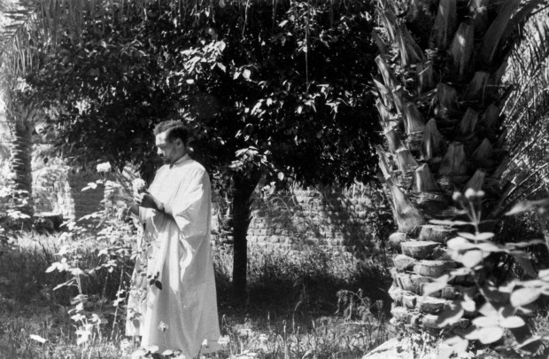KAROL DE FOUCALD