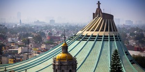 ¿Representa el techo de la Basílica de Guadalupe el manto de la Virgen?