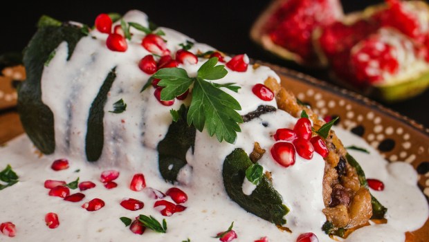 chiles en nogada