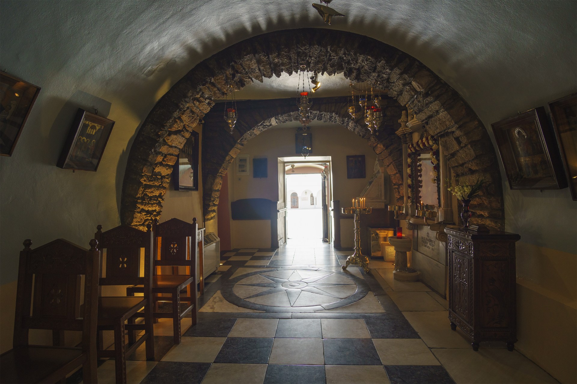 TINOS