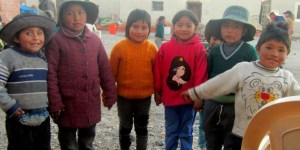 Misionera en Bolivia: «Soy feliz ayudando a los niños más necesitados»