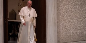 Papa Francisco: «Más que líquida vivimos en una sociedad que es gaseosa»