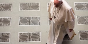 Ante la persistencia de la pandemia, el Papa pide que se intensifique la vacunación