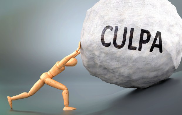 Empujando el peso de la culpa