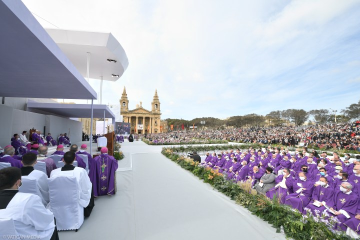 Pope-Francis-celebrates-mass-St.-Publius-parish-church-MALTA