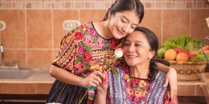 Día de la Madre en México, la tradición que conecta con Guadalupe