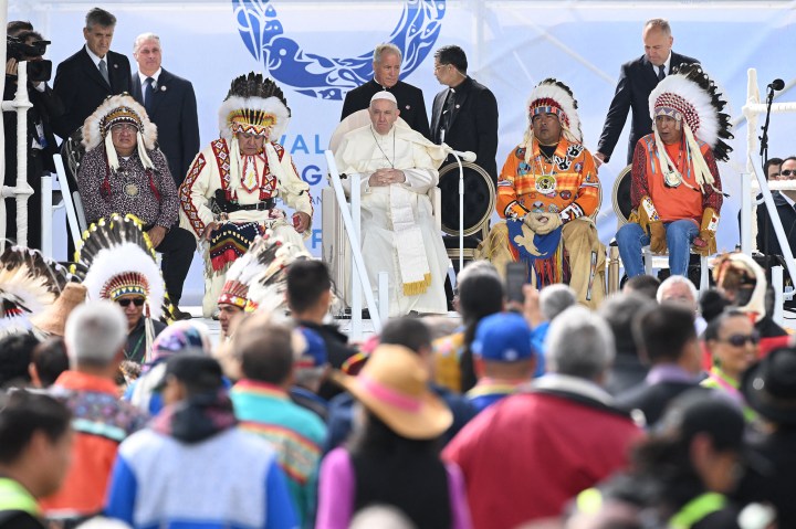 Pope-Francis-Indigenous-community-at-Muskwa-Park-in-Maskwacis-AFP