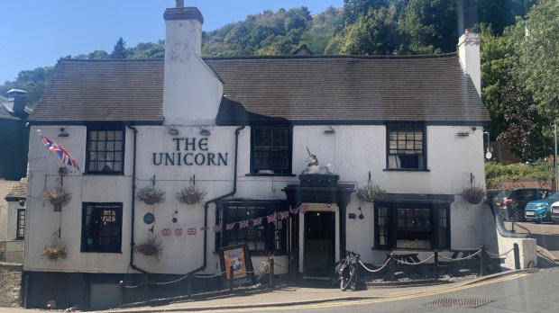 Unicorn-pub-Malvern.jpg