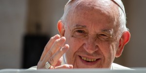 Papa Francisco: «Un Papa irá a la JMJ. Francisco o Juan XXIV»