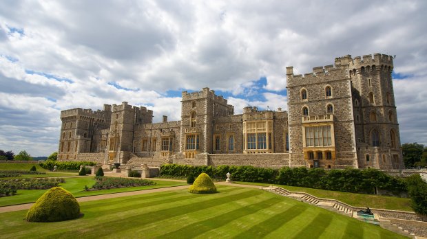 WINDSOR-CASTLE-shutterstock_164672474.jpg