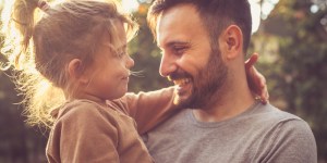 Las «3 A» de Meg Meeker para proteger a tu hija del peligro