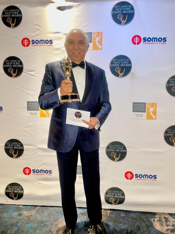 EMMY-RAMON-TALLAJ-SOMOS-AWARD-1.jpg