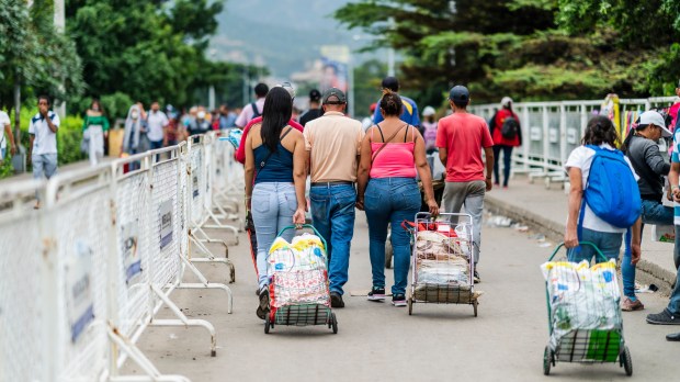 VENEZUELA COLOMBIA