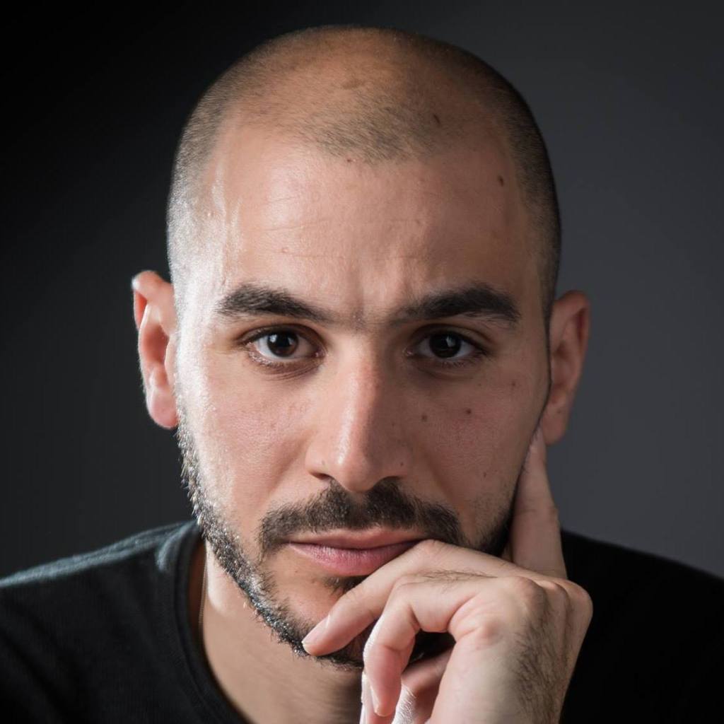 PRIMO PIANO ATTORE FRANCESE CONVERTITO MEHDI DJAADI