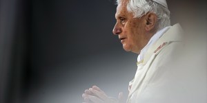 El insomnio provocó la dimisión de Benedicto XVI