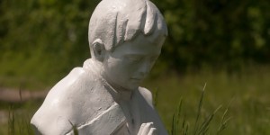 Un santo joven que te ayudará a honrar la Eucaristía en abril