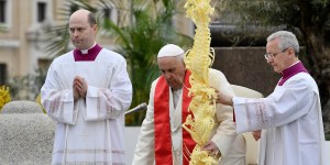 8 clásicas oraciones para rezar en Semana Santa