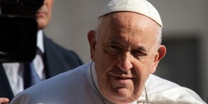 El Papa expresa su compasión por las víctimas de los incendios en Hawai