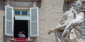 El Papa expresa su compasión por los pueblos en guerra