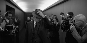 Oppenheimer: cuando los hombres juegan a ser dioses