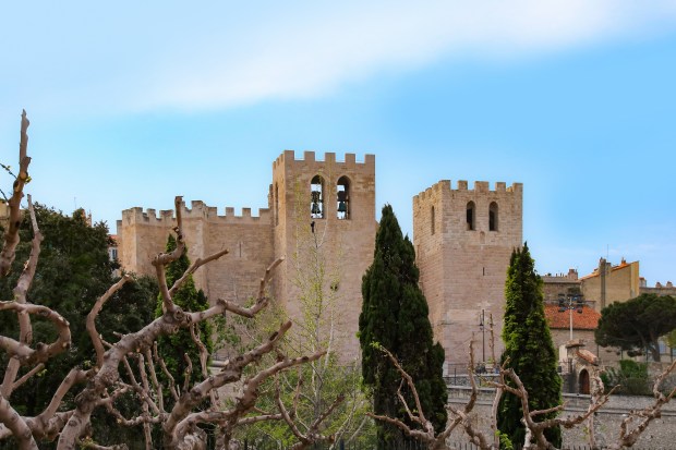 ABBAYE-SAINT-VICTOR-MARSEILLE-shutterstock_1379173106
