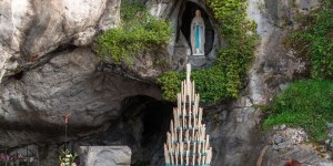 Lourdes es un punto de reunión entre generaciones y sensibilidades (Entrevista)