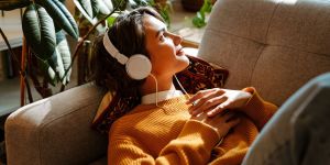 4 propuestas sorprendentes para tu playlist católica