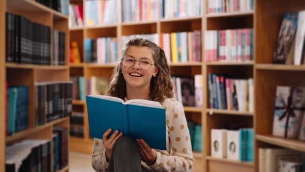 teen-girl-books-