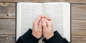 Cómo iniciar a leer la Biblia con éxito
