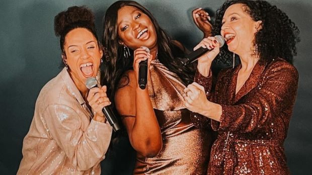 Elles-chantent-pour-leurs-patients-@les-Soignantes-compte-instagram.jpg