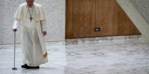 El Papa recibe Compromiso por la paz firmado por candidatos a la presidencia de México