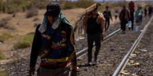 10 Santos que comprendieron bien a migrantes y desplazados