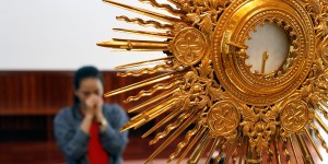 ¿Qué significa la Presencia Real de Jesús en la Eucaristía?