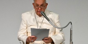 &#8220;La democracia no goza de buena salud&#8221;, lamenta el Papa Francisco en Trieste