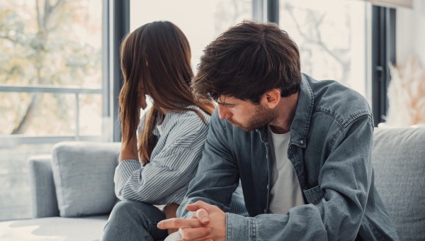 Corner Item Image - Matrimonio en Crisis: ¿cómo puedo salvarlo y renovarlo? 