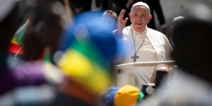 Por qué es excepcional el viaje de Francisco a Asia y Oceanía
