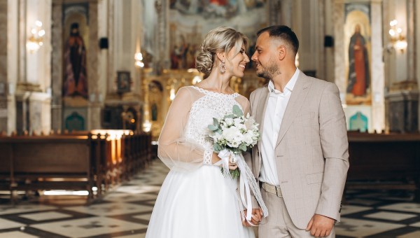 Corner Item Image - La iniciativa de un sacerdote en Madrid para incentivar los matrimonios
